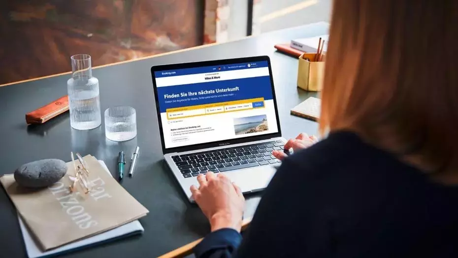 Booking.com erweitert Partnerschaft mit Miles & More: Meilen nun auch einlösbar