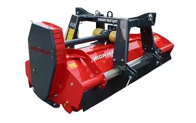 Sauerburger stellt den innovativen Mulcher WEGA H+F vor: Effizienz und modernes Design für die Landwirtschaft