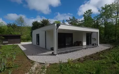 Garten-Fertighäuser: Kleine Wohnmodule als moderner Raumentwurf