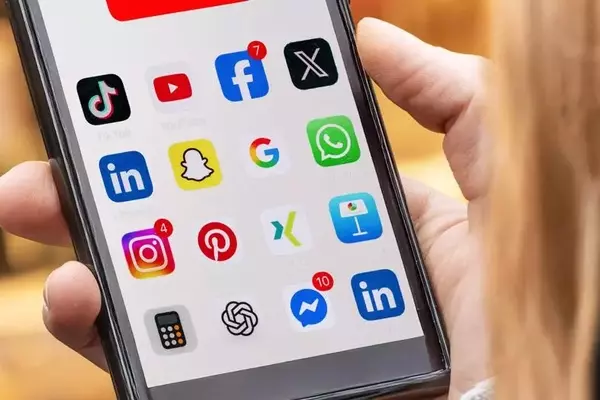 Erfolg in Sozialen Medien: Jenseits von Followern und Likes