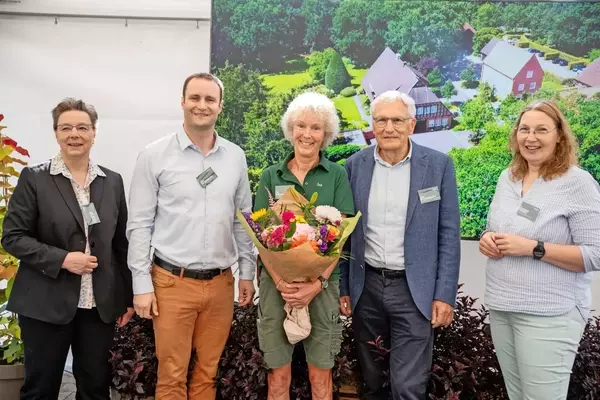Baumschule zu Jeddeloh Pflanzen für exzellente Ausbildung geehrt