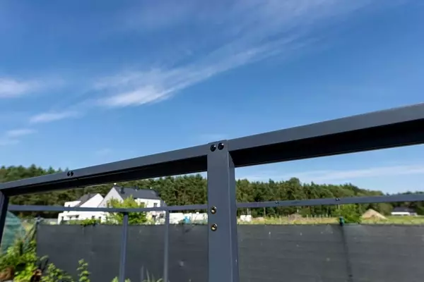 Metallprofile für Garten und Terrasse: Online-Anbieter im Vergleich