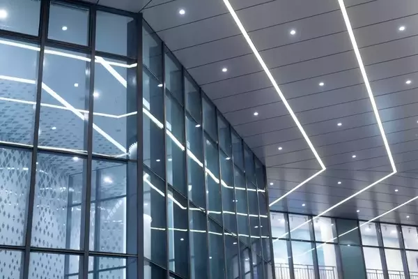Die Kunst der Gebäudeillumination: LED-Beleuchtung in der Architektur
